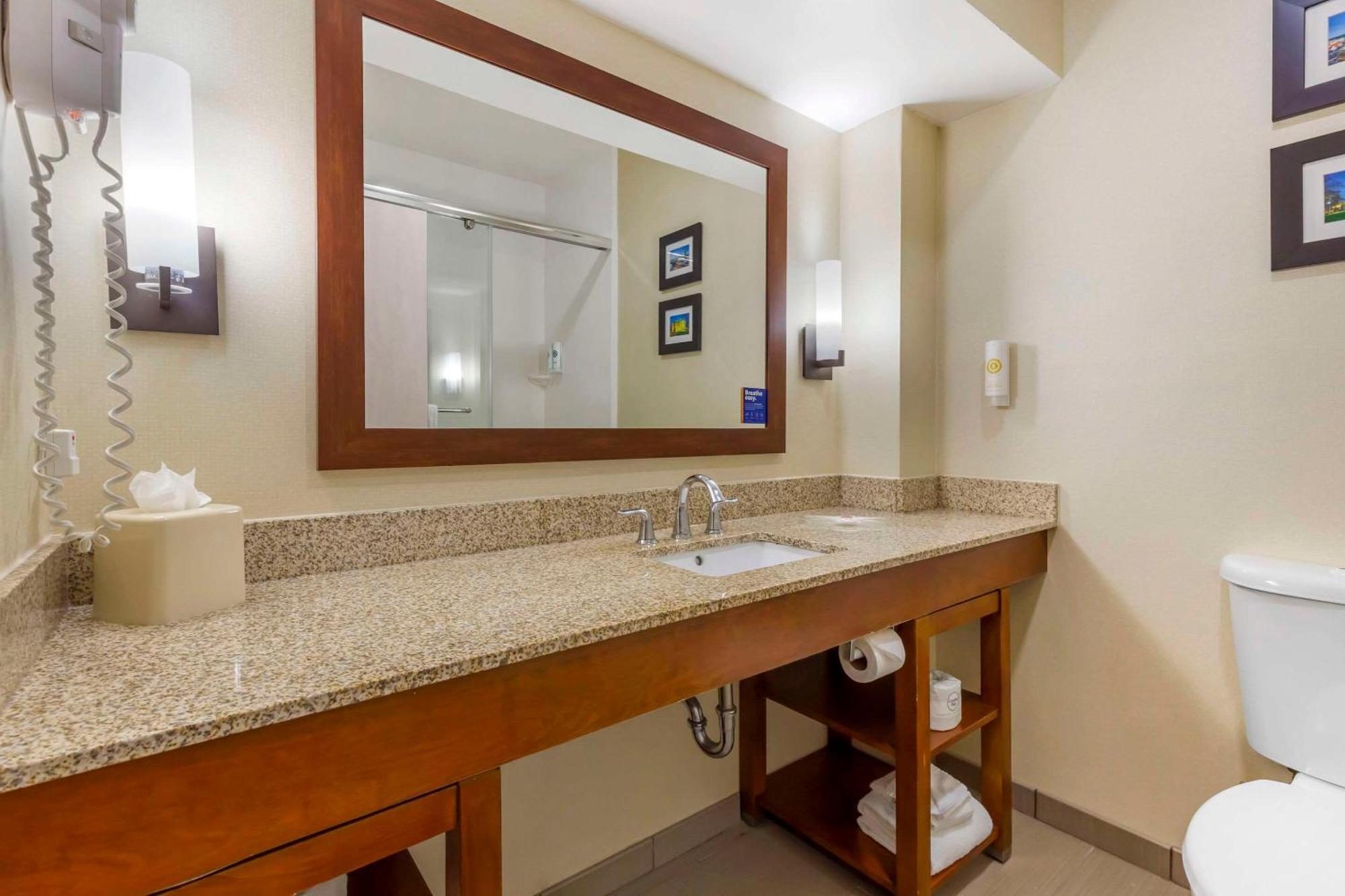 Comfort Suites Raleigh Walnut Creek Dış mekan fotoğraf